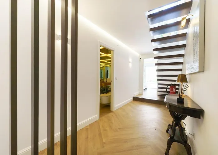 New! Stylish Portuguese Soul Retreat In Belém 4p