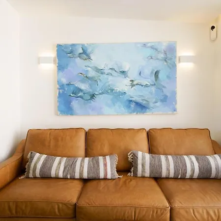 New! Stylish Portuguese Soul Retreat In Belém 4p