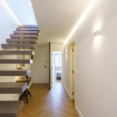 New! Stylish Portuguese Soul Retreat In Belem 4p アパート *