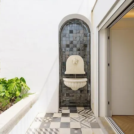 New! Stylish Portuguese Soul Retreat In Belém 4p Apartmán *
