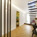 New! Stylish Portuguese Soul Retreat In Belem 4p