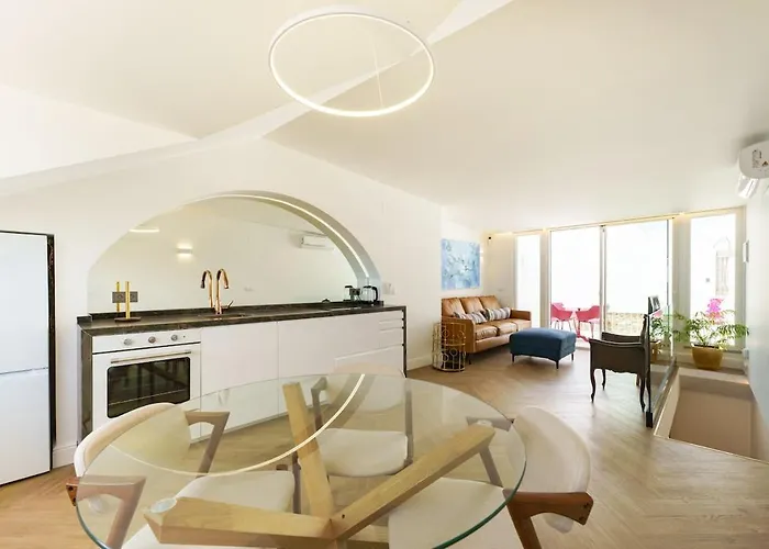 Apartamento New! Stylish Portuguese Soul Retreat In Belem 4p