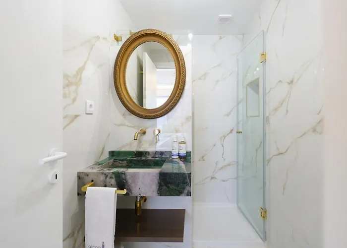 Apartamento New! Stylish Portuguese Soul Retreat In Belem 4p